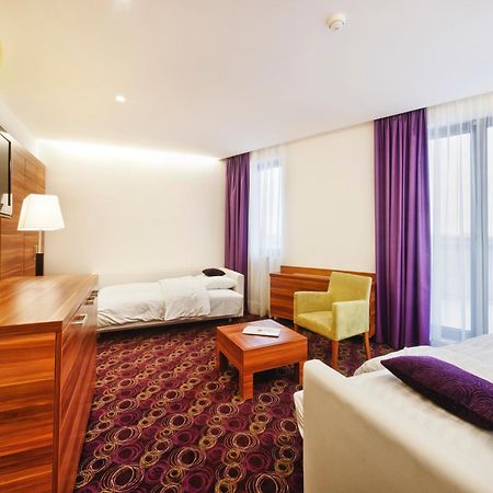 Hotel Sport Ivanić-Grad Buitenkant foto