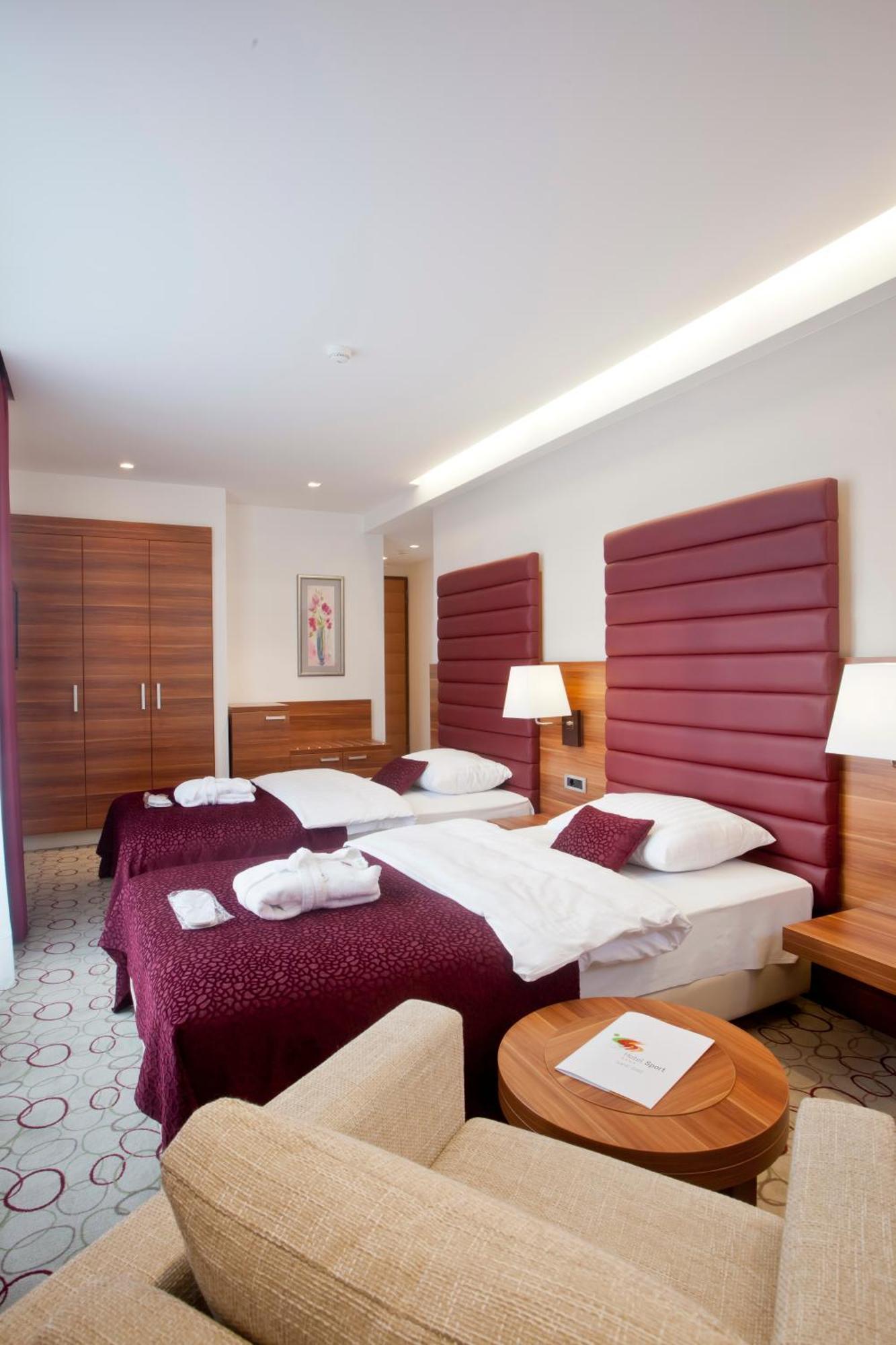 Hotel Sport Ivanić-Grad Buitenkant foto