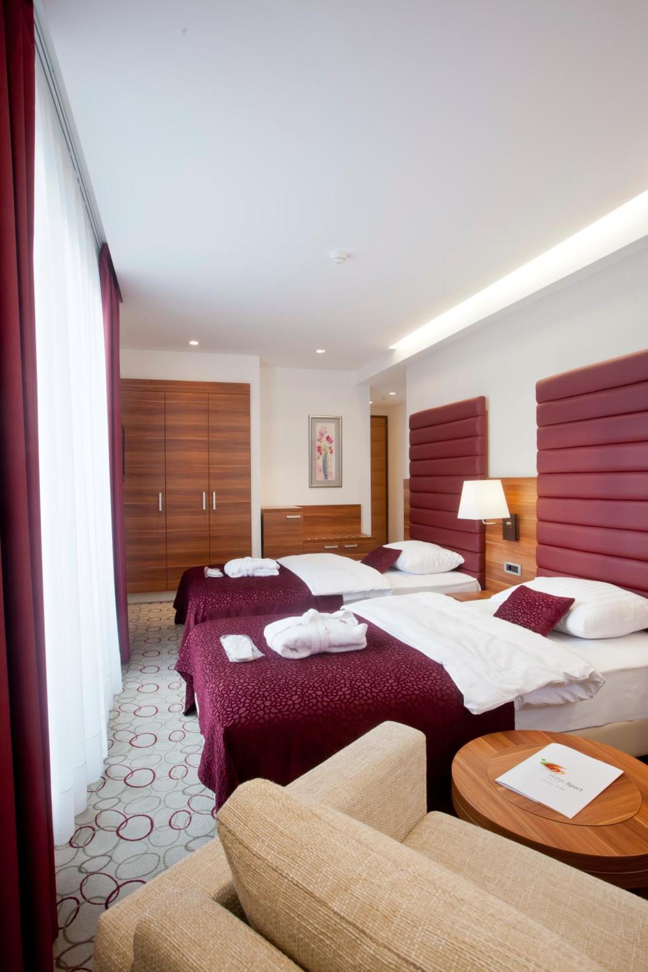 Hotel Sport Ivanić-Grad Buitenkant foto