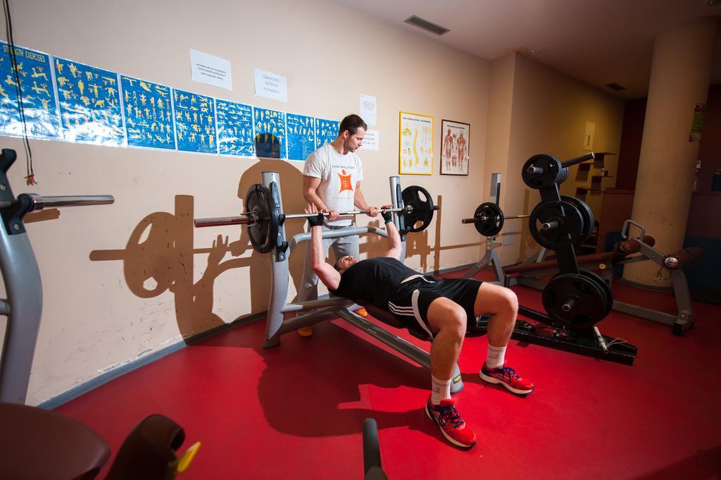 Hotel Sport Ivanić-Grad Buitenkant foto